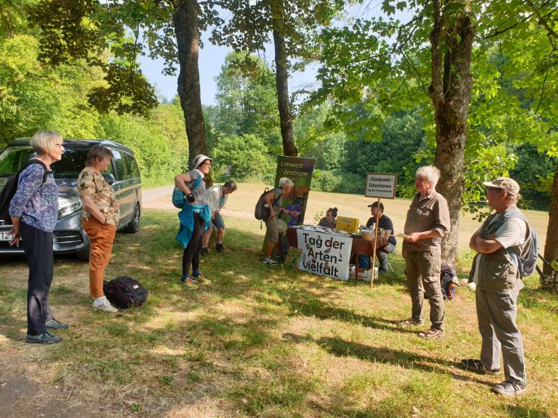 Startpunkt für den Rundgang am Tag der Artenvielfalt